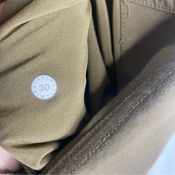Lululemon Commission Short *Qwick Chino 9" Size 30 Tan Brown - Picture 7 of 8